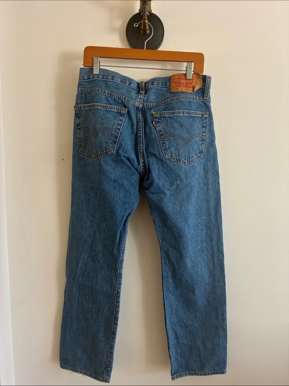 Levis classic straight